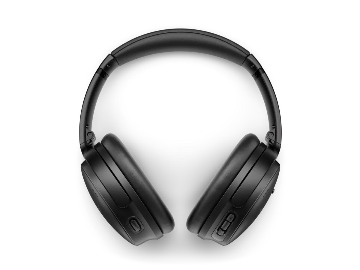 Fone de ouvido Bose QuietComfort Headphones preto visto de cima, com arco e as duas conchas sobre as orelhas